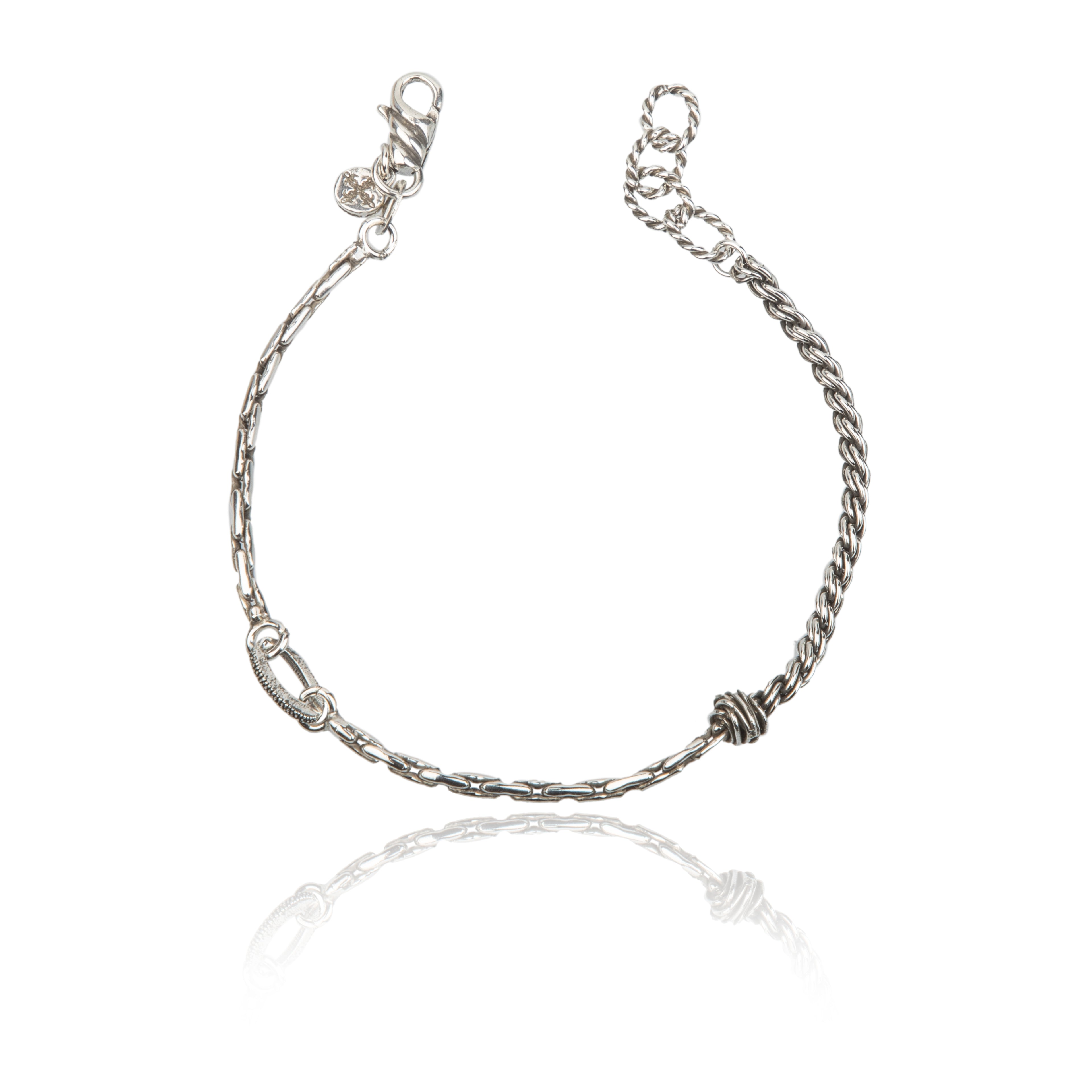 Bracciale uomo in argento 925, maglia sottile e minimal.